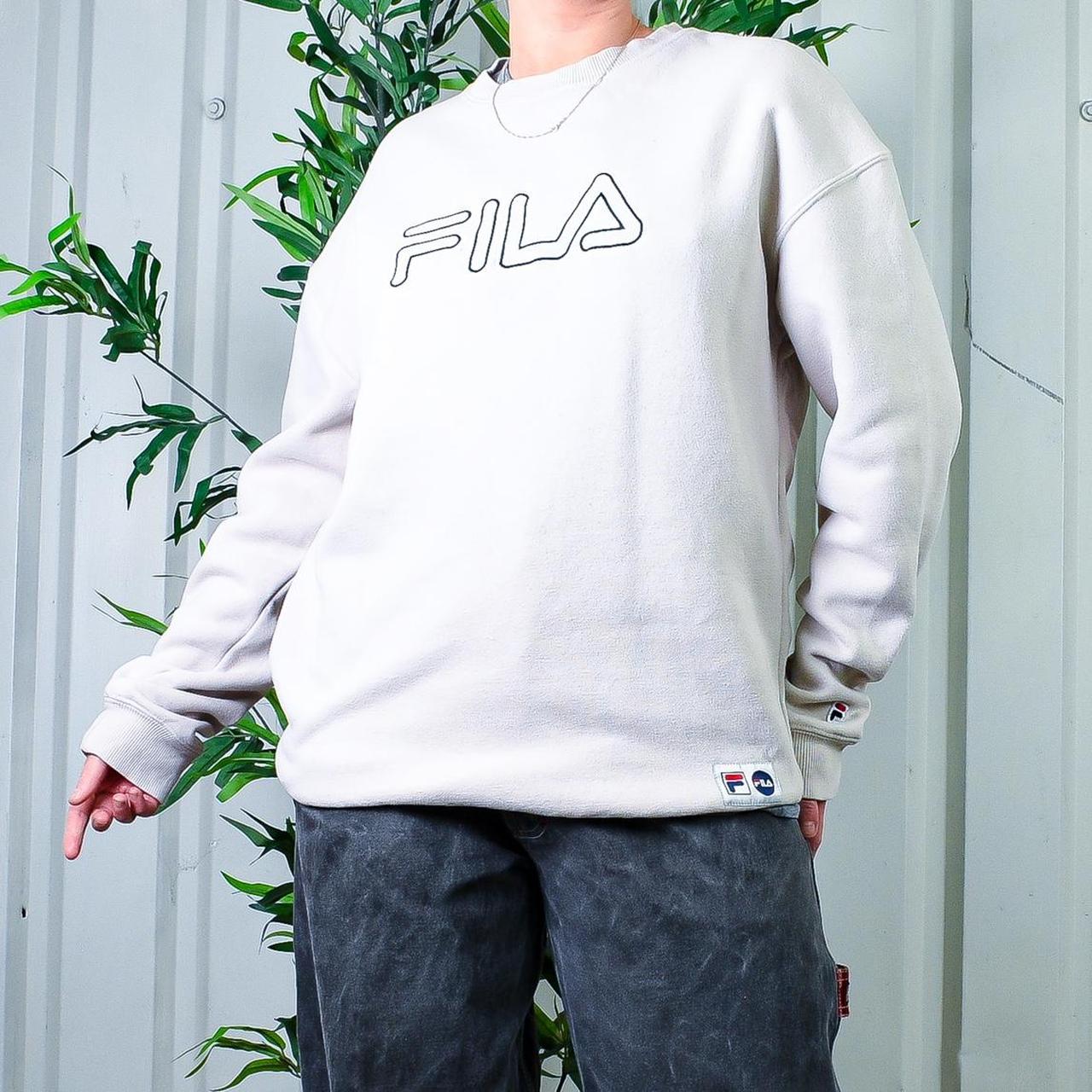 White fila clearance sweater