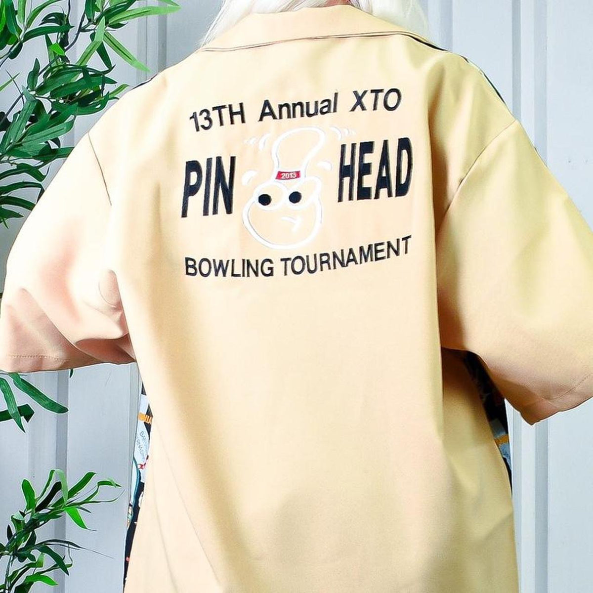 Insane 60s American Motel Themed print Bowling Shirt With Embroidered Back Graphic