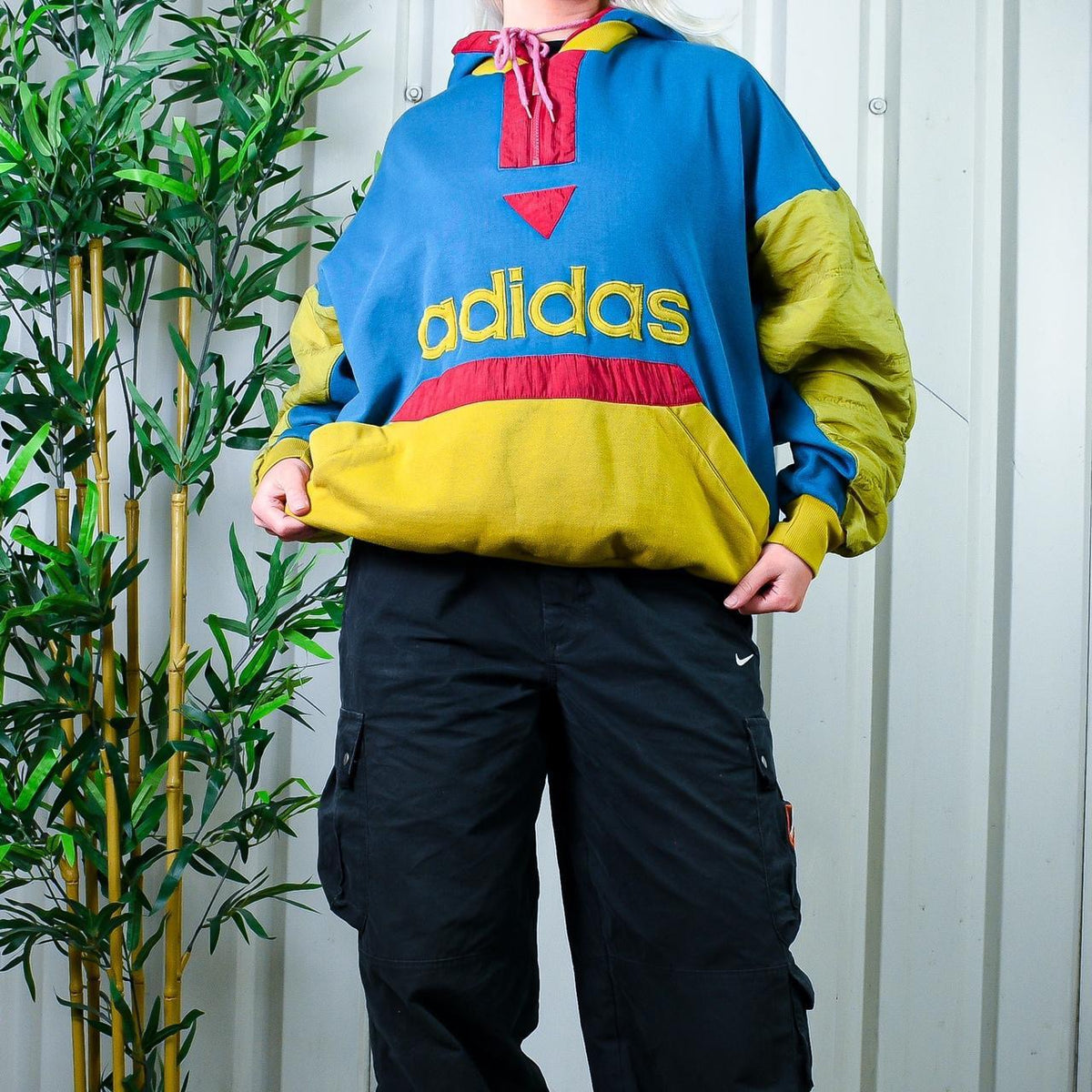 Insane TRUE 80s Adidas Embroidered Spell Out Block Abstract Hoodie 1/4 Zip Sweatshirt